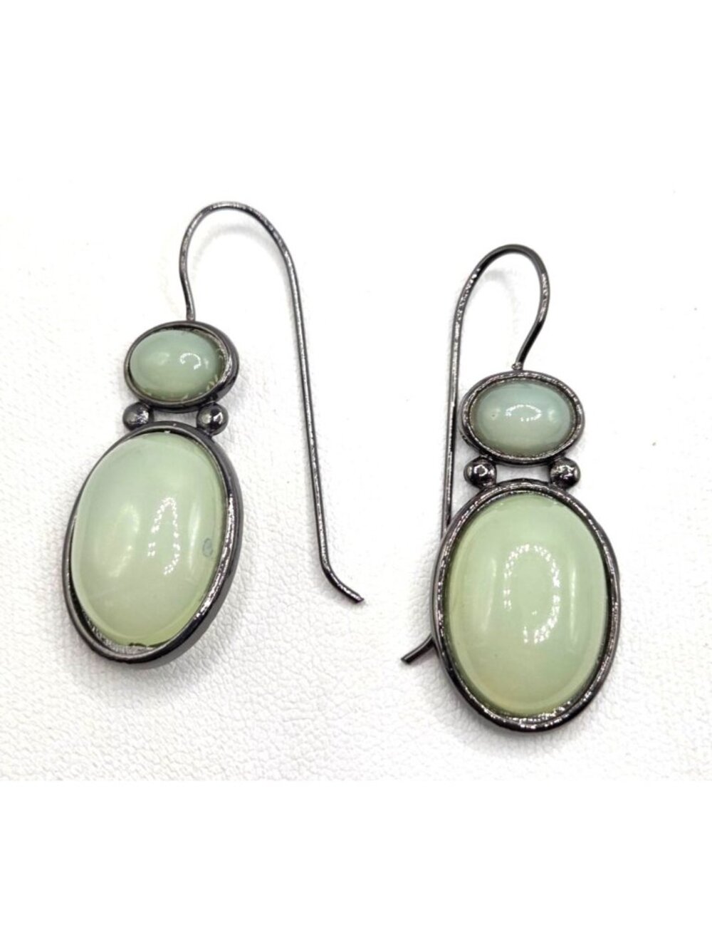 Oval Drop Earrings With Green Cabachon Glass Stones & Silver-Tone Metal